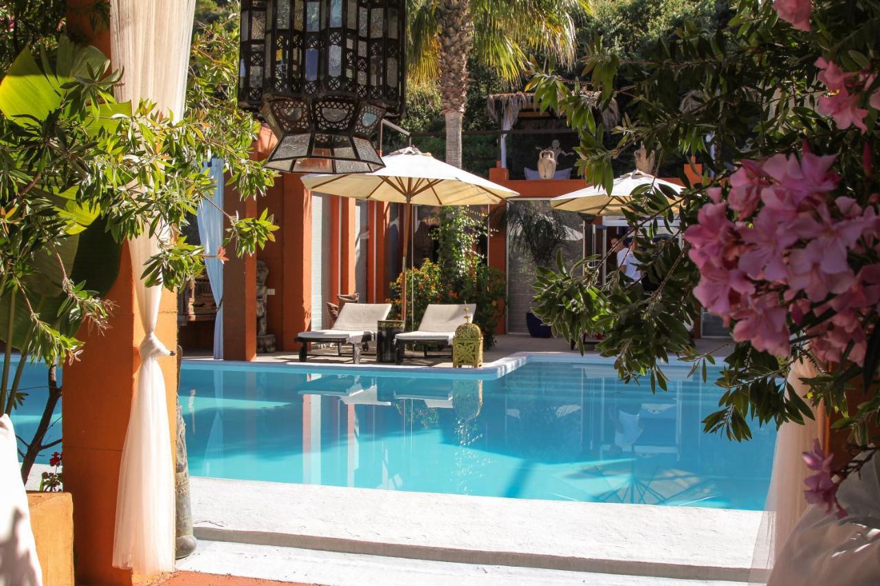 Ddg Retreat Hotel Casares Exterior photo